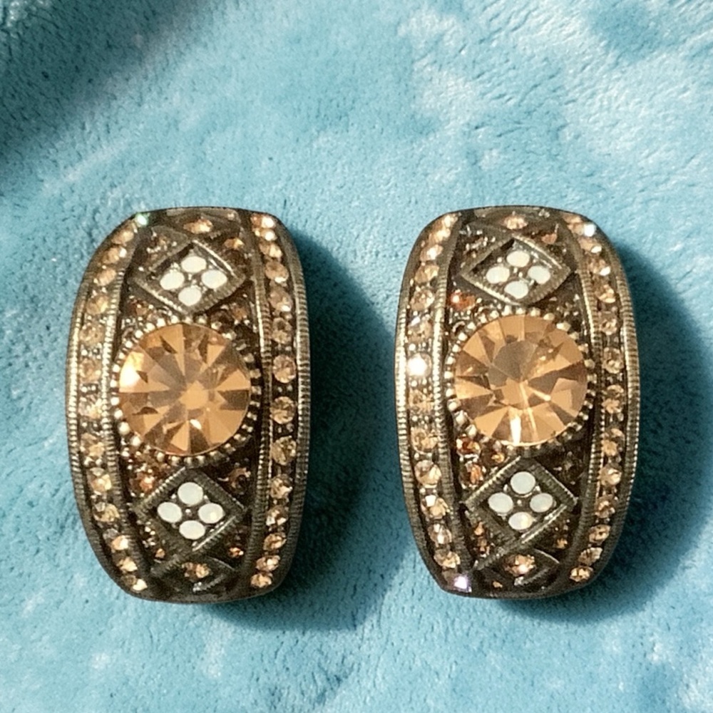 Heidi Daus Champagne and Topaz /  Amber Crystal Earrings NIB